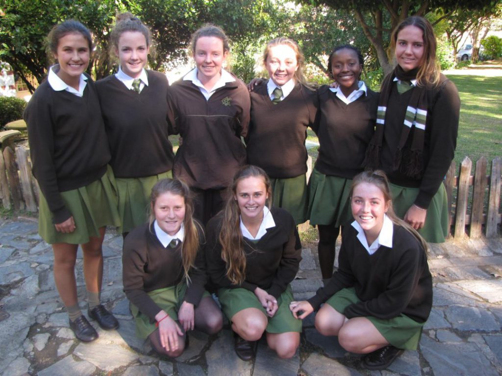 DSG hockey players represent EC